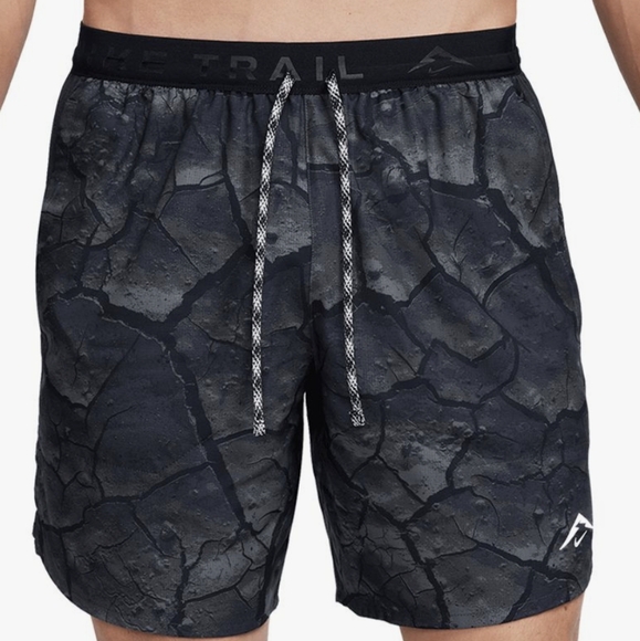 Nike Trail Stride shorts Size Large New with tags Black and gray - Picture 4 of 17